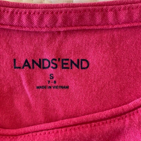 LANDS' END Girl's Sequin Chihuahua T-Shirt, Bright Pink, Size: S (7-8) - Picture 4 of 5